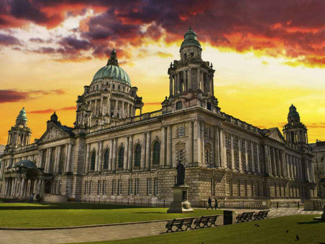 City Hall di Belfast - Donegall Square N | Secret World Trip Planner