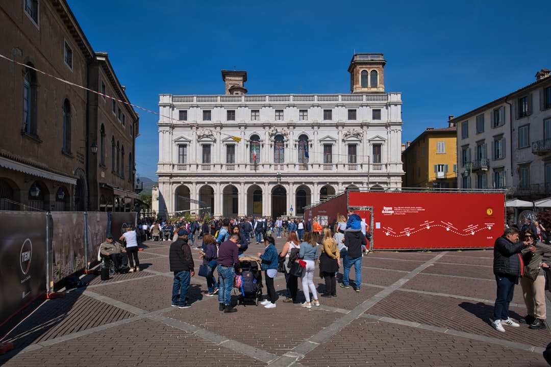 Die öffentliche Bibliothek Angelo Mai in Bergamo - Bergamo | Secret World Trip Planner