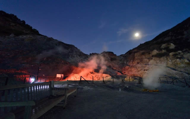 Солфатара - Solfatara di Pozzuoli | Secret World Trip Planner