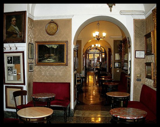 Caife Sean-Ghréigis - Roma | Secret World Trip Planner