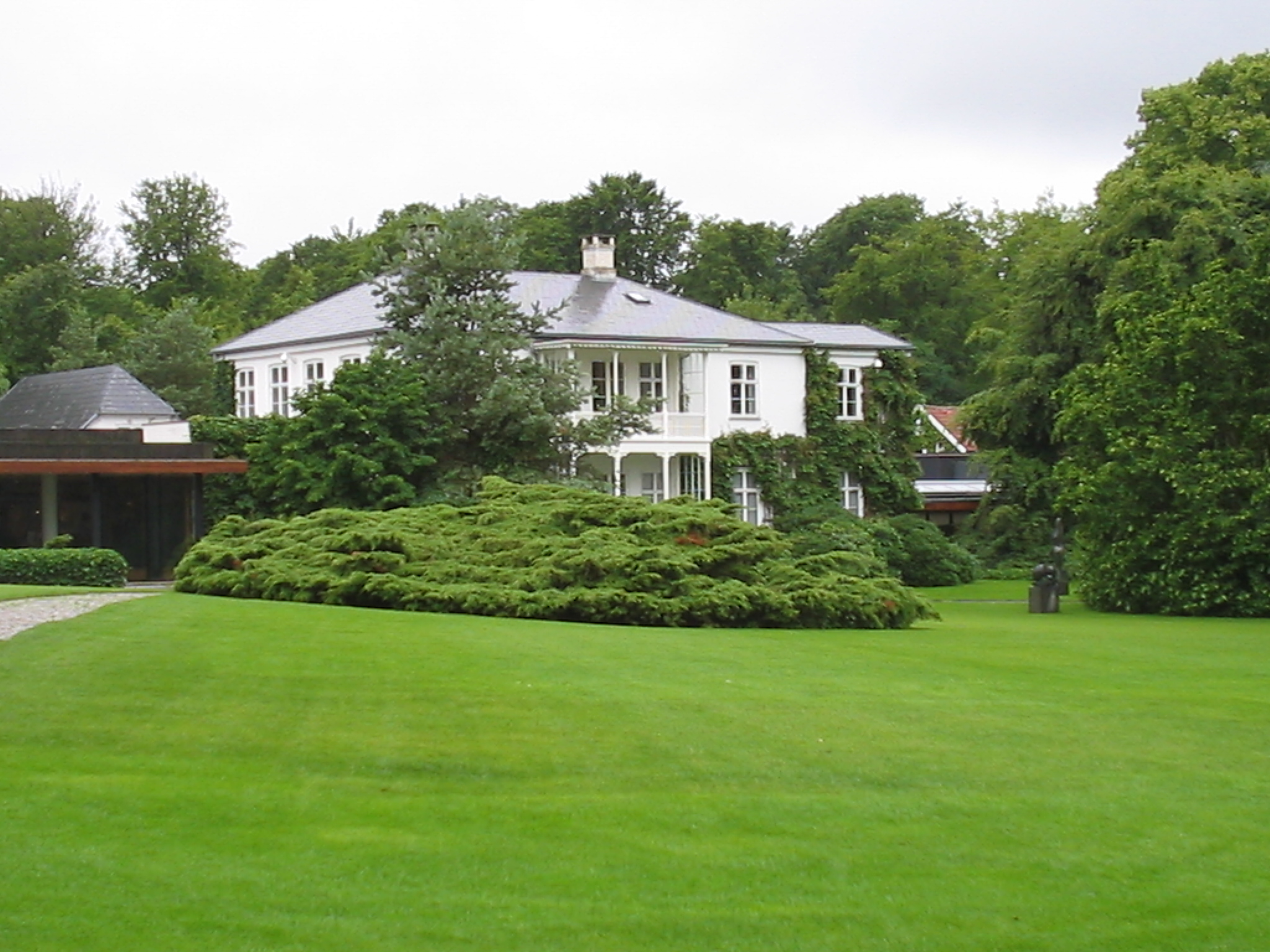 Louisiana Museum of Modern Art - Humlebæk | Secret World Trip Planner