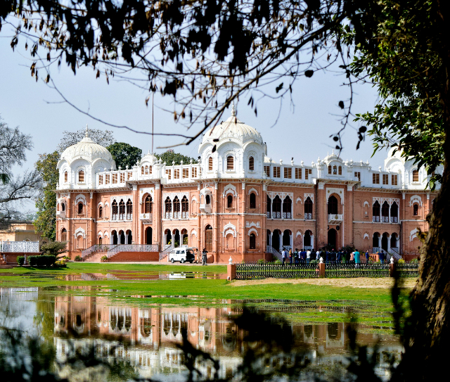 Darbar Mahal — Bahawalpur