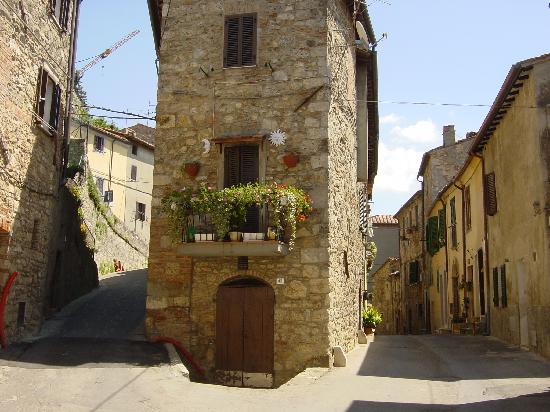 Dorp van Sarteano - Sarteano | Secret World Trip Planner