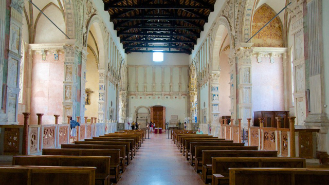 ਮਲਟੇਸਟਾ ਮੰਦਰ - Rimini | Secret World Trip Planner