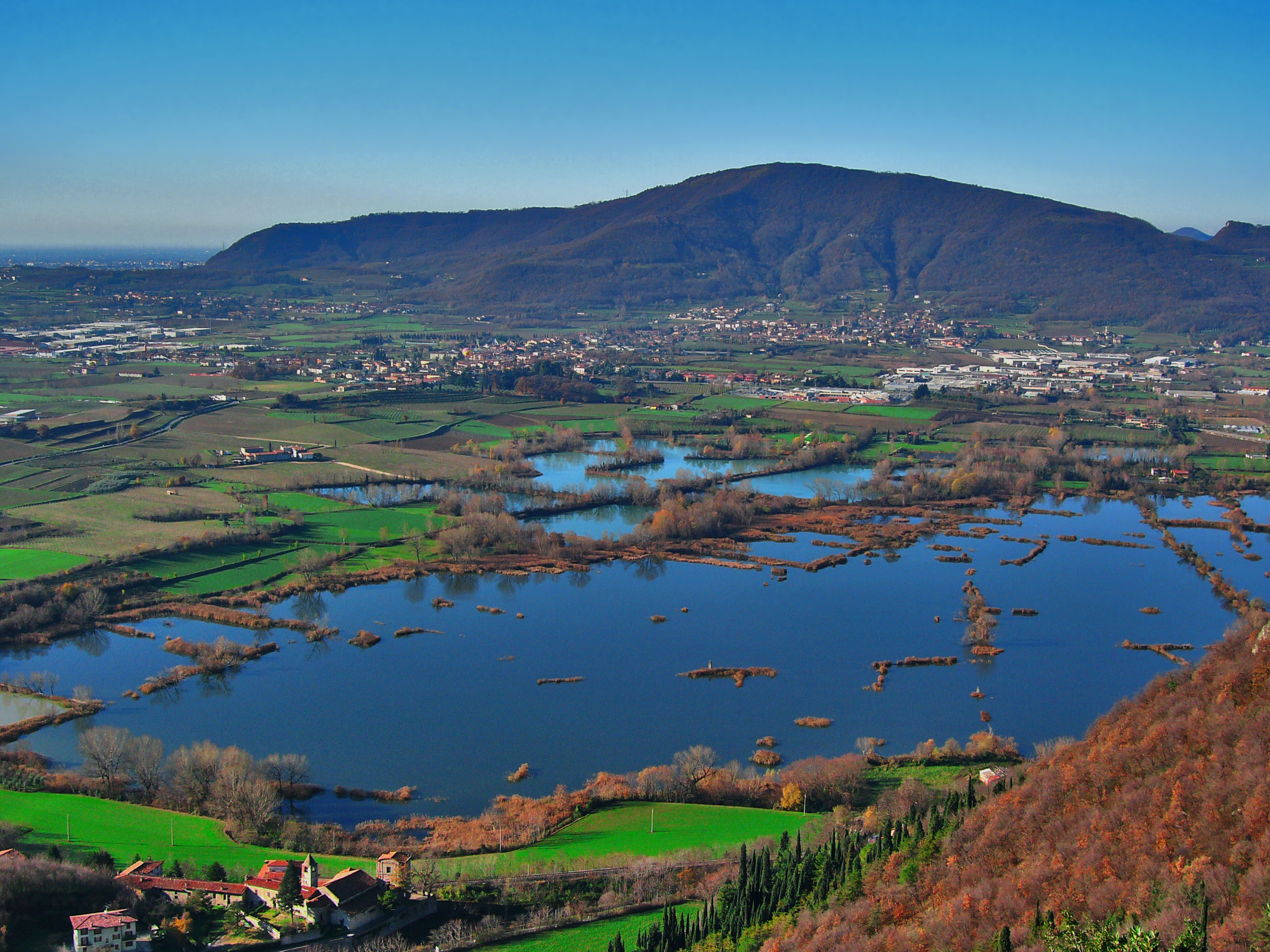Sebino-Torfmoore - Iseo | Secret World Trip Planner
