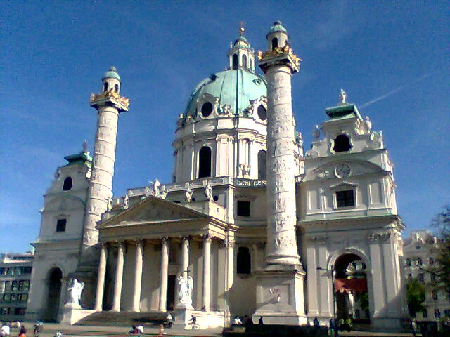 Vienna: Karlskirche - Vienna | Secret World Trip Planner