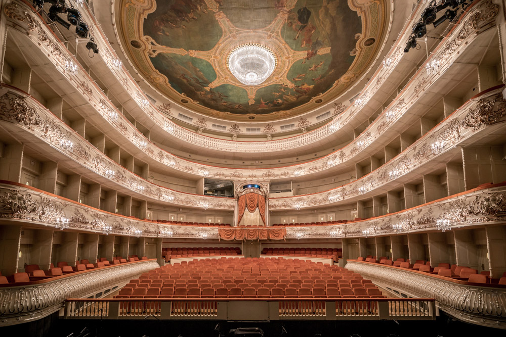 Mikhailovsky Theater - Sankt-Peterburg | Secret World Trip Planner