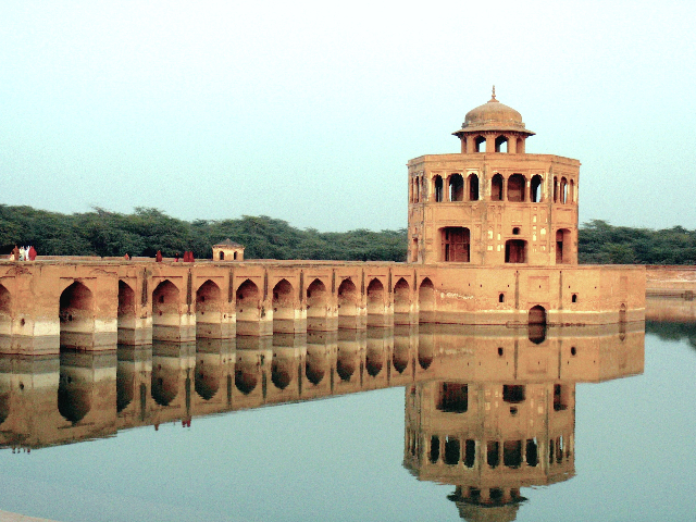 Hiran Minar  - Sheikhupura | Secret World Trip Planner