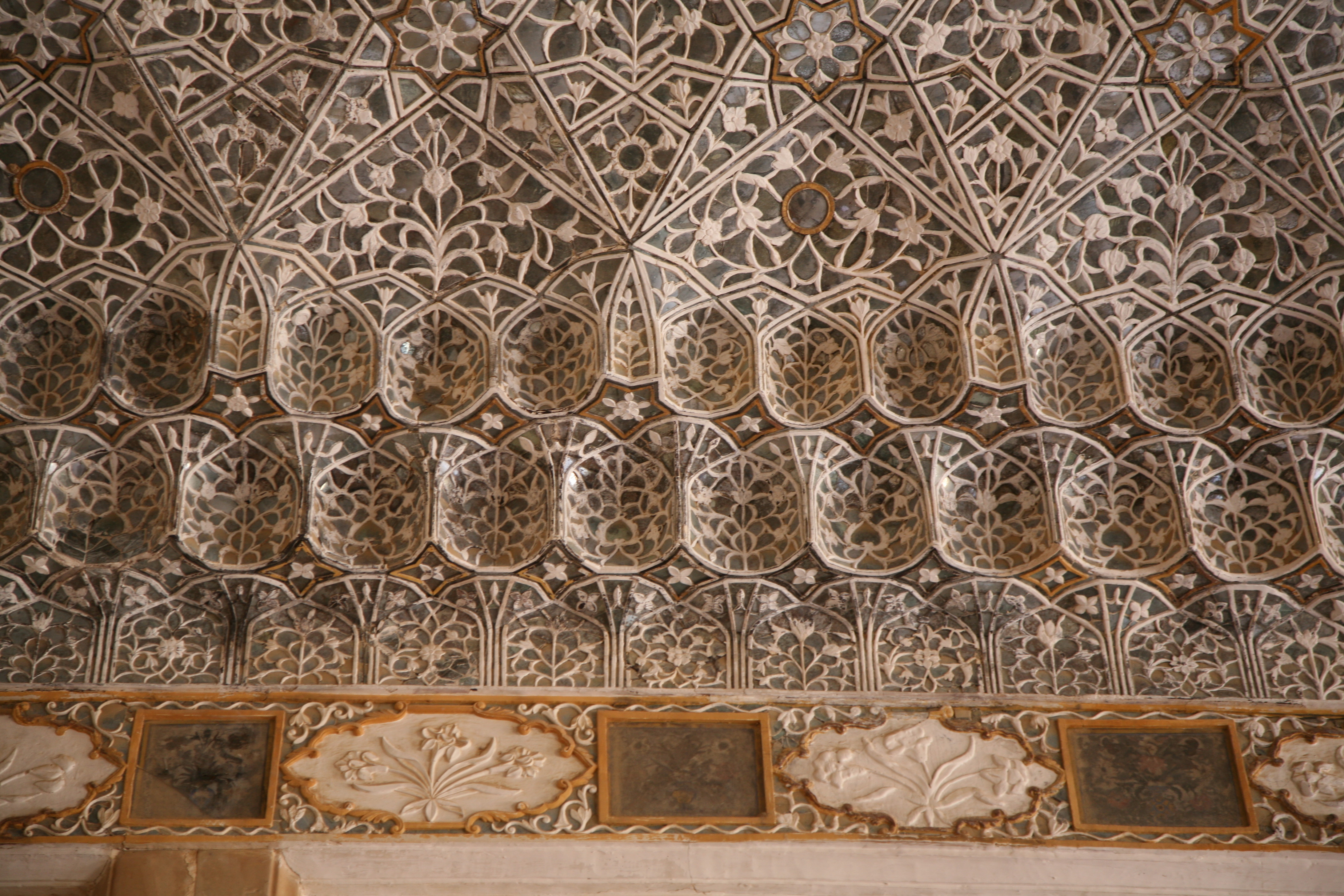 Sheesh Mahal (Spiegelpalast) im Amber Fort - Jaipur | Secret World Trip Planner