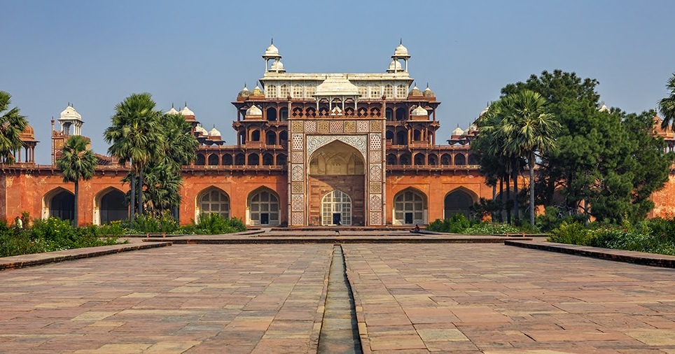 Grabmal von Akbar dem Großen — Agra