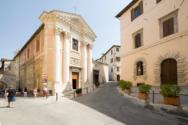 サンタンサーノ教会 - Spoleto | Secret World Trip Planner