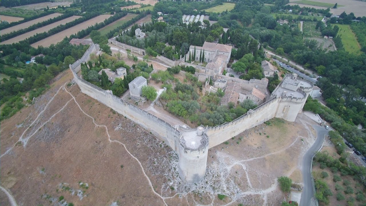 Forte Saint André - Villeneuve-lès-Avignon | Secret World Trip Planner