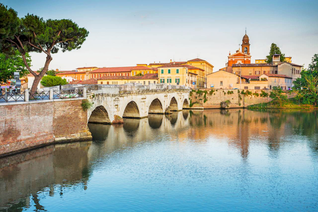 टिबेरियसको पुल - Rimini | Secret World Trip Planner