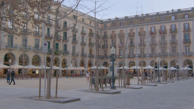 Pla&ccedil;a de la Independ&egrave;ncia &ndash; Girona&rsquo;s Elegant Urban Heartbeat - Girona | Secret World Trip Planner