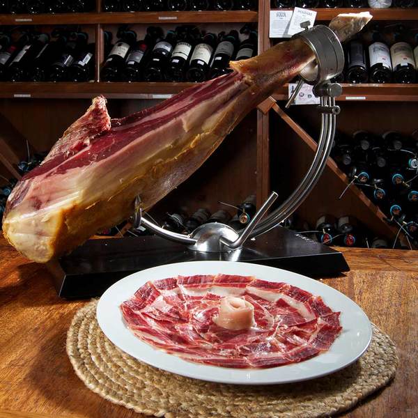 Jamon Iberico o Pata Negra: il più fine del mondo - Estremadura | Secret World Trip Planner