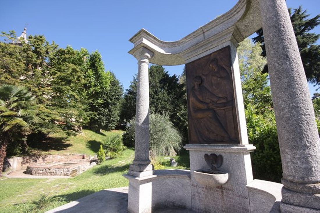 Augustinus-Brunnen — Cassago Brianza