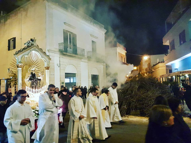 Feuerfest: Le Focare - Cutrofiano | Secret World Trip Planner