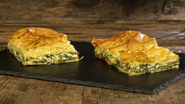 Griechische Spanakopita — Atene