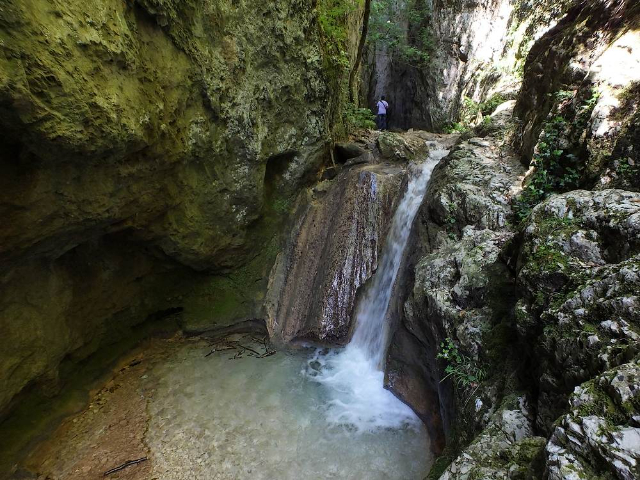 La Gola di Jana - Via la Rota | Secret World Trip Planner
