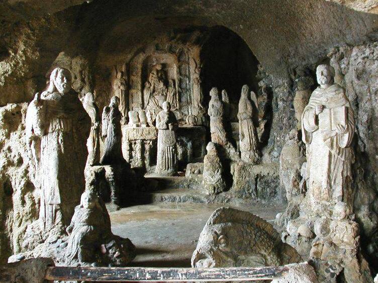 Calabria | Pizzo Calabro: La Chiesa nella Roccia - Pizzo | Secret World Trip Planner