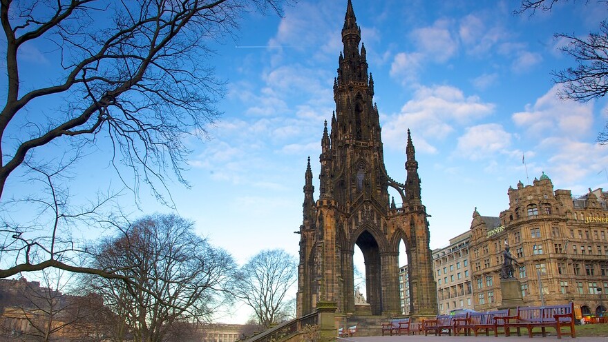 Scott Monument — E. Princes St Gardens