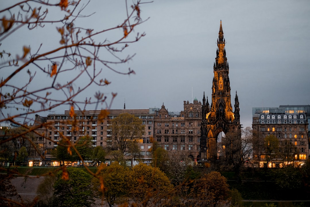 Scott-Denkmal - E. Princes St Gardens | Secret World Trip Planner