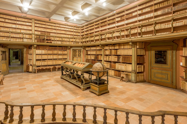 गम्बलुंगा सिविक लाइब्रेरी - Rimini | Secret World Trip Planner