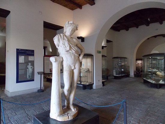 Músaem seandálaíochta na ársa Capua agus Mithraeum - Santa Maria Capua Vetere | Secret World Trip Planner
