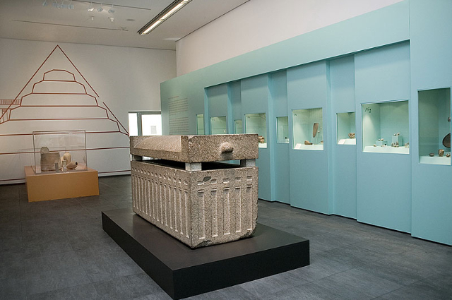 Roemer- und Pelizaeus-Museum - Hildesheim | Secret World Trip Planner
