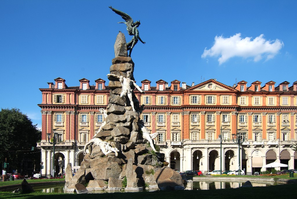 Fonte do fretwork Fre - Torino | Secret World Trip Planner