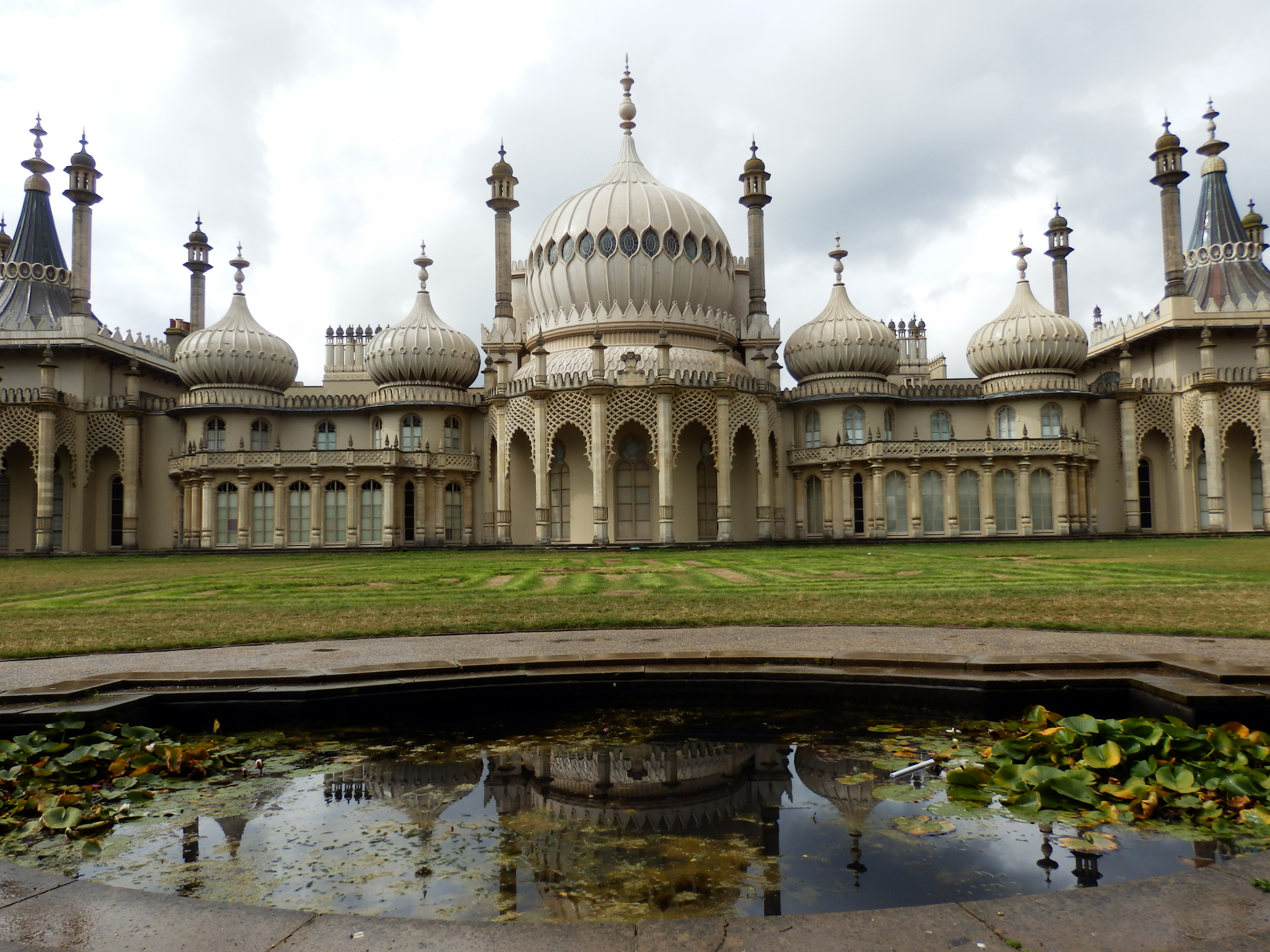 Brighton: The Royal Pavilion - 4/5 Pavilion Buildings | Secret World Trip Planner