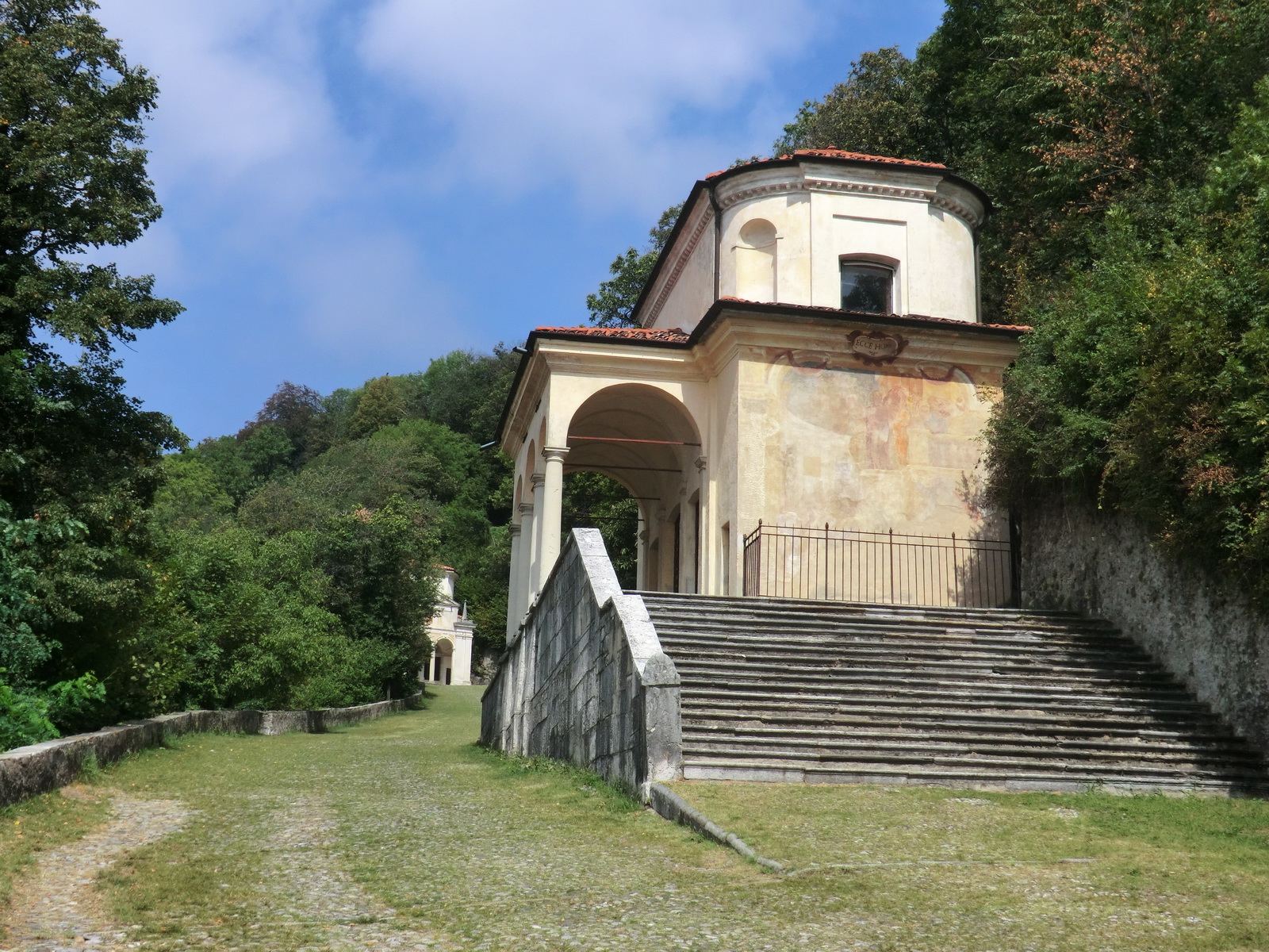 Heiliger Berg von Varese - Varese | Secret World Trip Planner