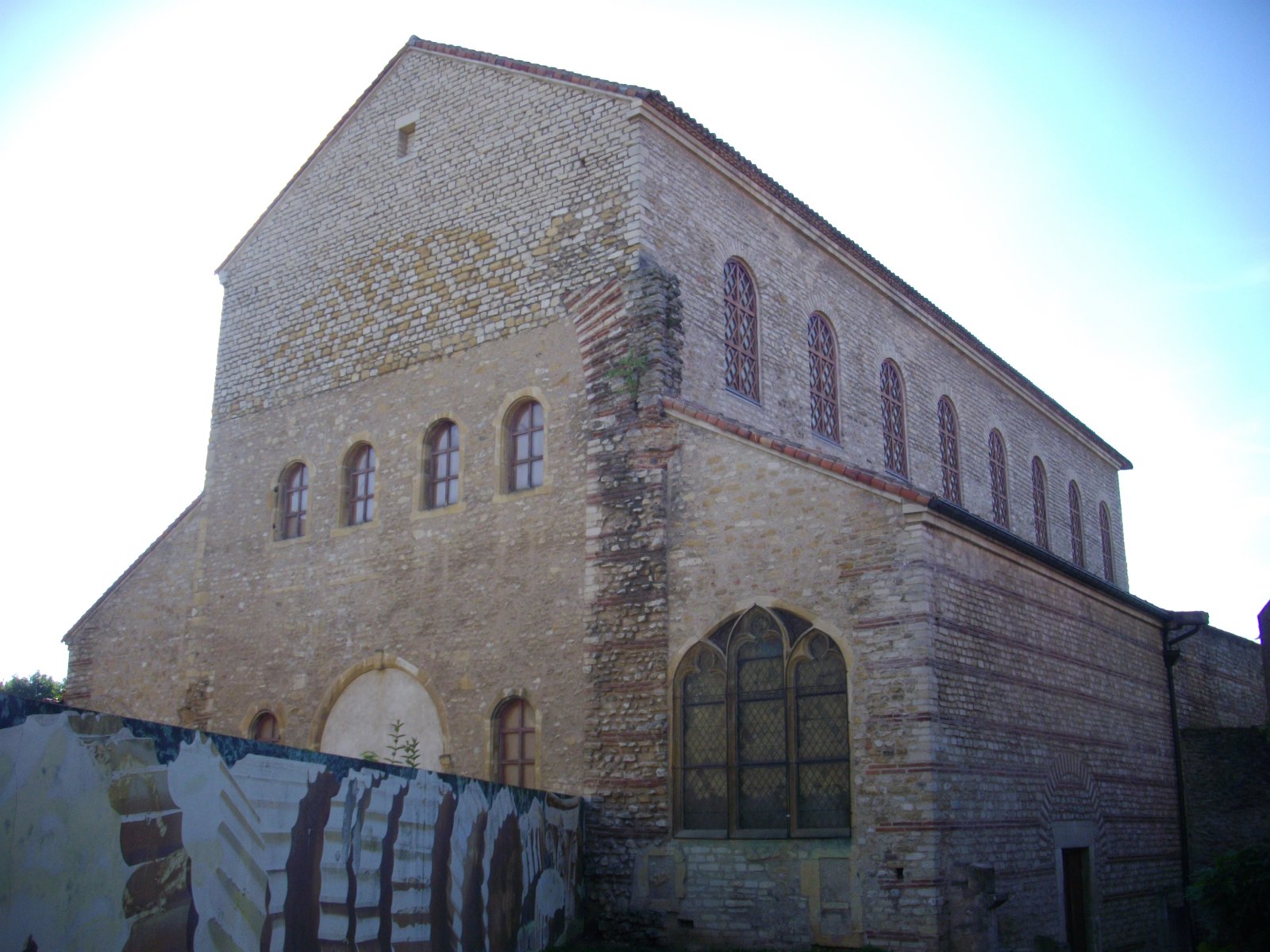 Metz | Basilika von Saint-Pierre-Aux-Nonnains - Metz | Secret World Trip Planner