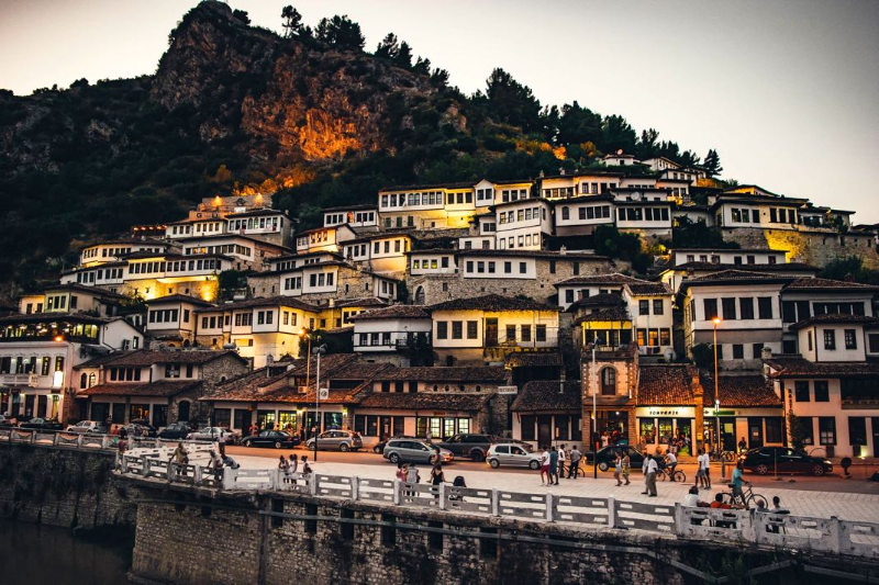 Peso della città — Distretto di Berat