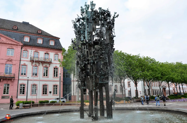 Fontana di Carnevale - Mainz | Secret World Trip Planner