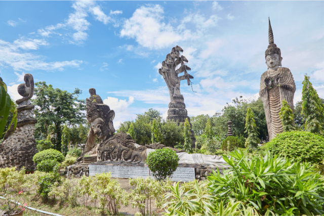 Sala Keoku Buddha Park - Wat That | Secret World Trip Planner