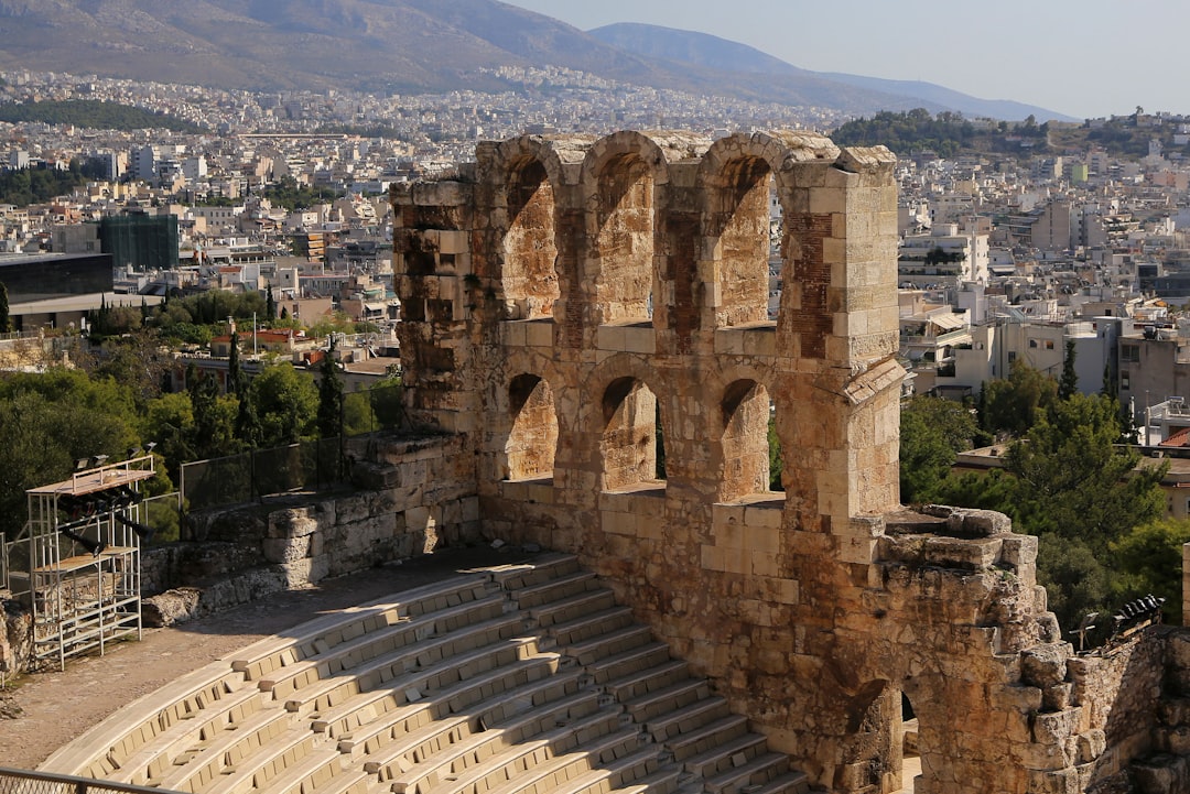 Athina: Théatro Dionysou (Theater des Dionysos) - Athina | Secret World Trip Planner