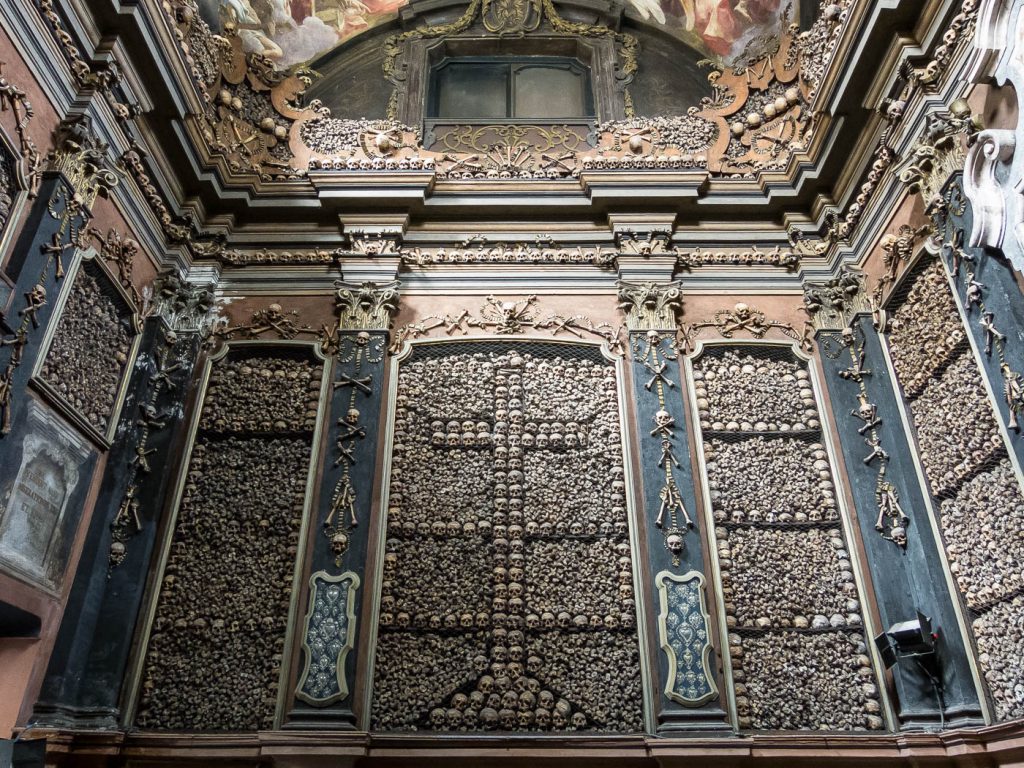 San Bernardino alle Ossa - Milano | Secret World Trip Planner