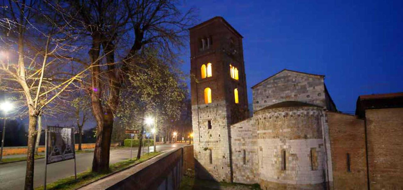 كنيسة سان ميشيل ديجلي سكالزي - Pisa | Secret World Trip Planner
