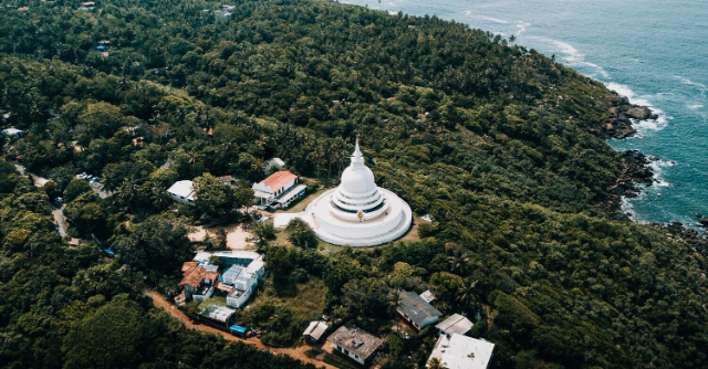 Unawatuna Friedenspagode - Unawatuna | Secret World Trip Planner