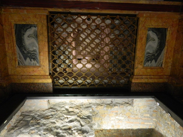 Das Grab des Heiligen Paulus - Roma | Secret World Trip Planner