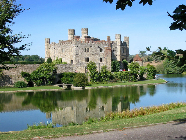 Leeds Castle: “The Ladies Castle.” - Maidstone ME17 1PL | Secret World Trip Planner