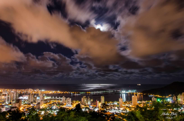 The spectacle of the Morro da Cruz — Itajaí - SC