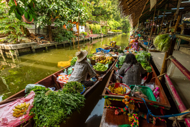 Khlong Lat Mayom Floating Market - Khet Taling Chan | Secret World Trip Planner