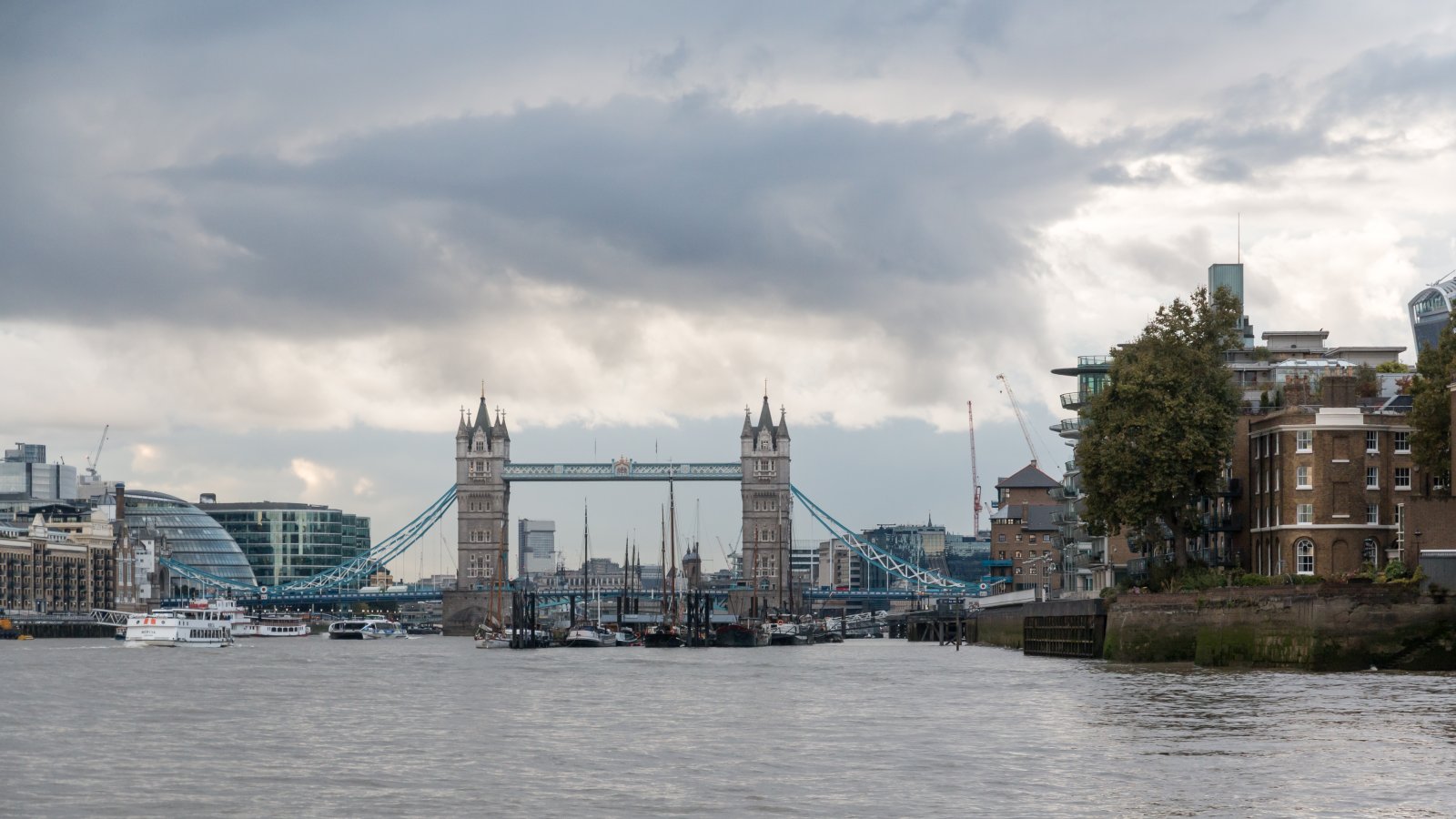Die Tower Bridge, das Wahrzeichen von London - Tower Bridge Rd | Secret World Trip Planner