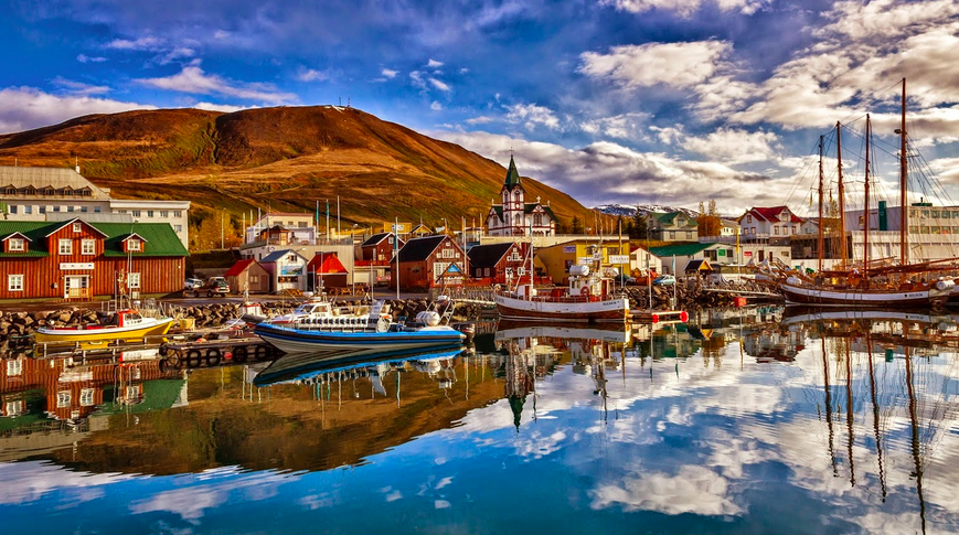 Húsavík in Nordisland ist auf jeden Fall einen Besuch wert — Húsavík