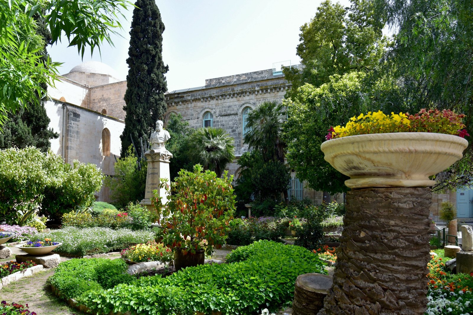 Lavigerie-Garten ( Kirche St. Anna ) - Gerusalemme | Secret World Trip Planner