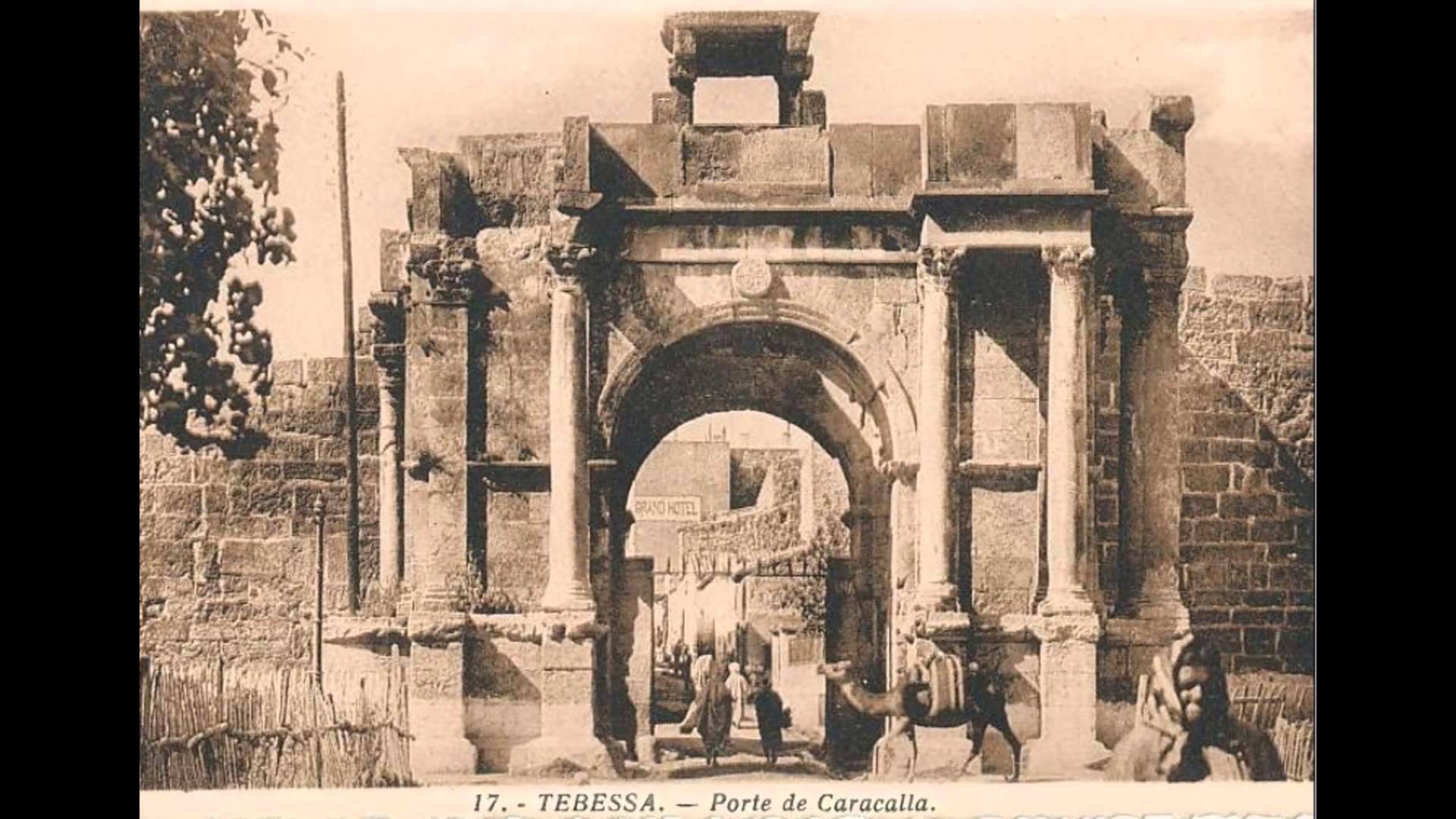  Arco di Caracalla — Tebessa