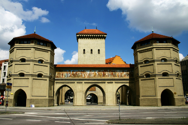 Puerta de Isar - München | Secret World Trip Planner
