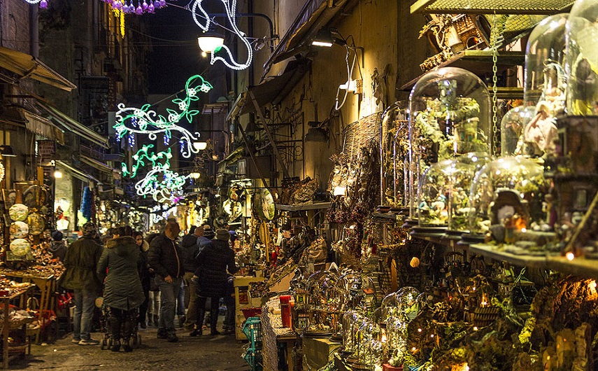 San Gregorio Armeno ແລະວັນຄຣິດສະມາດ - Napoli | Secret World Trip Planner